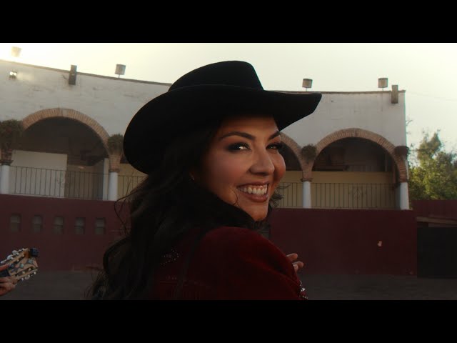 Lupita Infante - Hazme Tuya (Official Video)