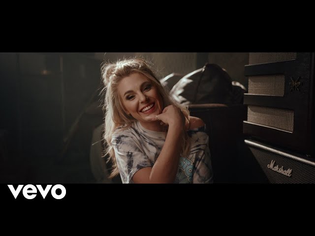 Marissa - Kaalvoetliefde (Official Music Video)