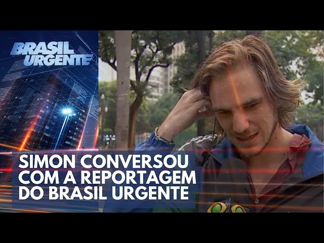 Datena conversa ao vivo com turista suíço no centro de São Paulo