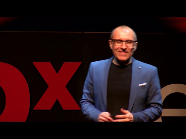 Cómo motivar a los profesionales de tu empresa en 10 minutos | Alfonso Alcantara | TEDxLeon