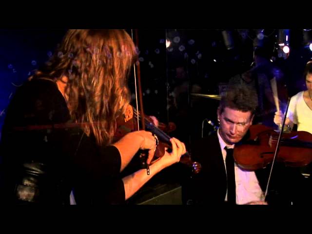 The Airborne Toxic Event - Wishing Well - Live on Fearless Music HD