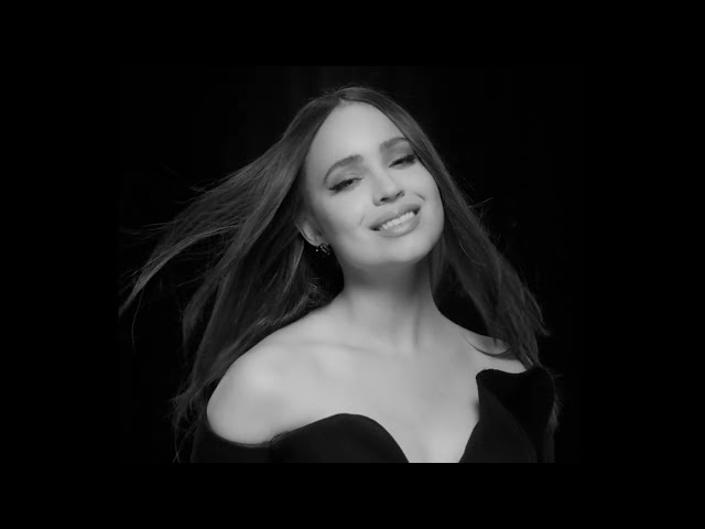 Sofia Carson - Applause (Official Music Video)