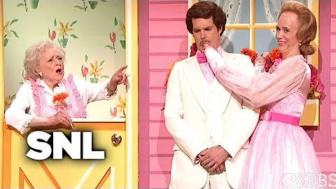 Happy Mother's Day! | Moms on SNL