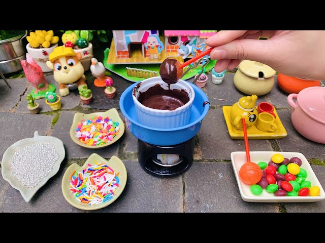 Great Combination of Mini Cupcake with Chocolate and Chupa Chups Lollipop | Miniature Kitchen Set
