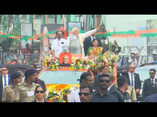 പ്രധാനമന്ത്രി നരേന്ദ്ര മോദി തൃശൂരിൽ..റോഡ് ഷോ തുടങ്ങി |Narendra Modi in Thrissur