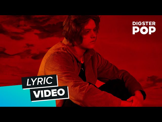 Lewis Capaldi - Hold Me While You Wait (Lyric Video)