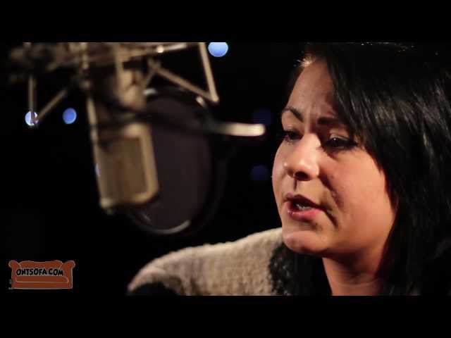 Lucy Spraggan - Join The Club - Ont' Sofa Sessions