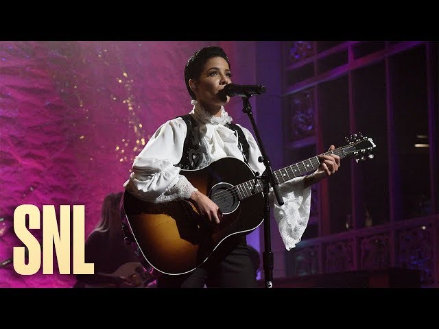 Halsey: Finally // Beautiful Stranger (Live) - SNL
