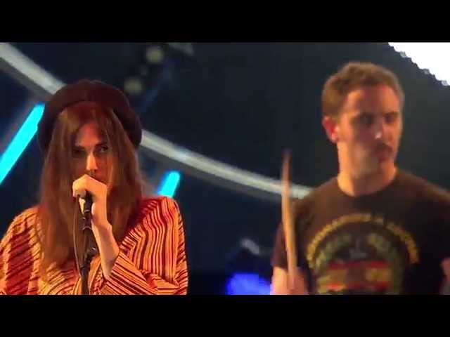 La Femme - Sur La Planche - Isle of Wight Festival 2015 - Live