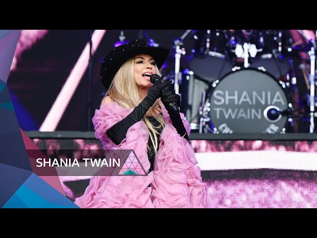 Shania Twain - Man! I Feel Like a Woman! (Glastonbury 2024)