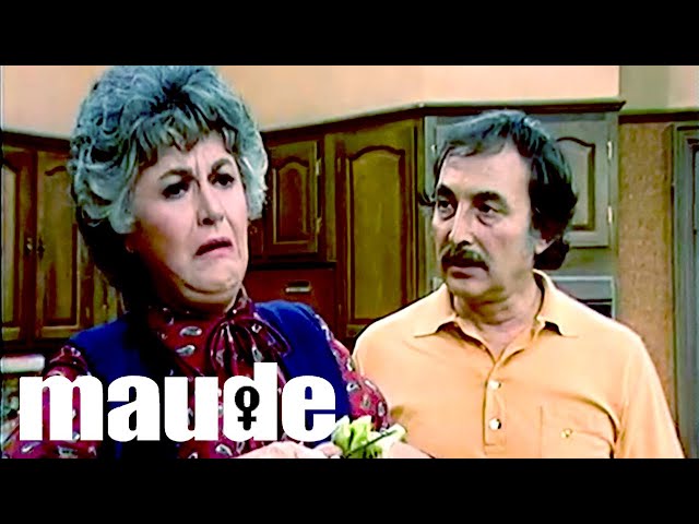 Maude | Maude's Dilemma About Carol's Boyfriend | The Norman Lear Effect