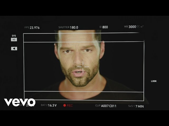 Ricky Martin - Making of Disparo al Corazón Video