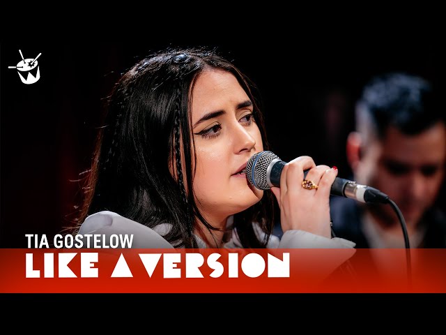 Tia Gostelow covers Alice Cooper ‘Poison’ for Like A Version