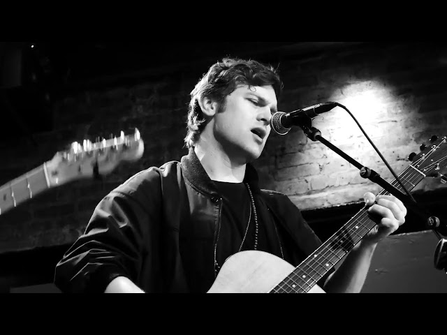 Chris Zurich Live at Rockwood Music Hall - "King of Sorrow" (Sade Cover)