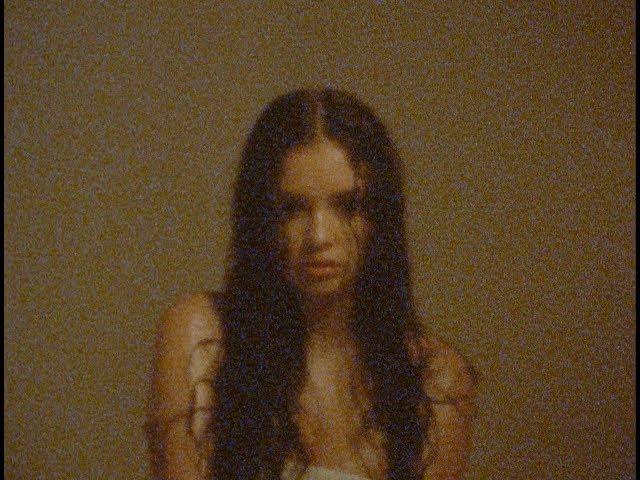 Sabrina Claudio - All To You (Lyric Visual)