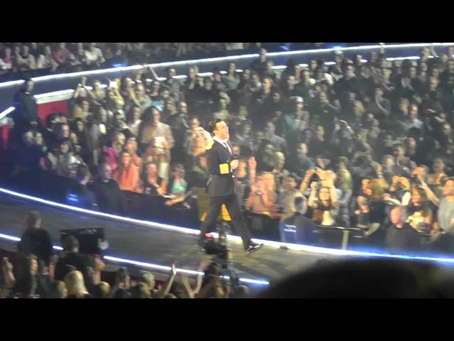 Robbie Williams Berlin 2014, 28.05.2014 live in HD Soda Pop and Hit the road Jack #11