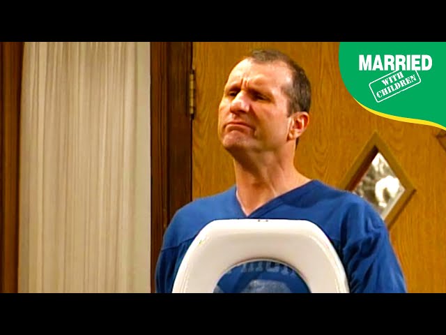 Al Walks Out With The Toilet Seat | Married With Children