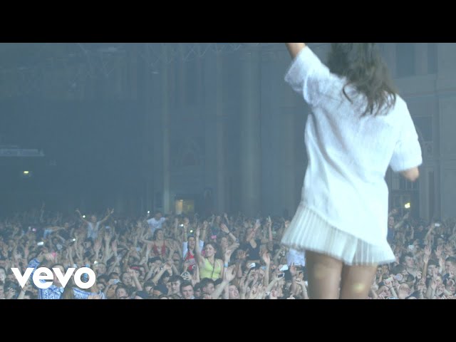Disclosure - White Noise (Live From Alexandra Palace) ft. Aluna