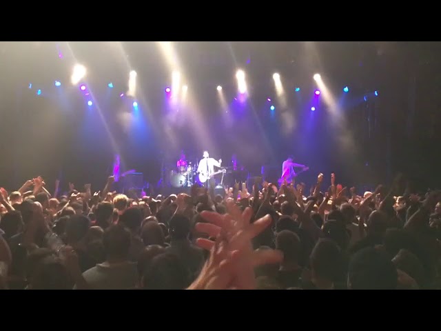 frank turner - blackout / out of breath [live]