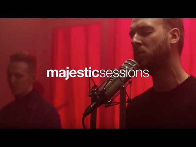 HONNE - I Just Wanna Go Back ◐ | Majestic Sessions