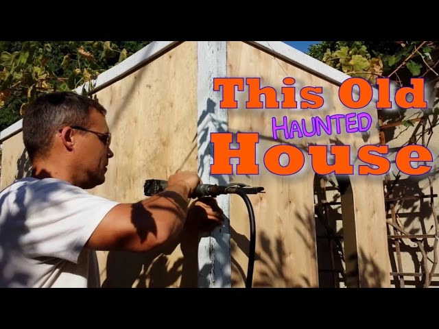 HOW TO MAKE A HAUNTED HOUSE! Halloween Facade Trim - Crackle Effect/Aging Wood [Pt.6]