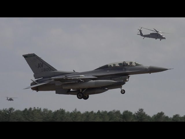 Pave Hawk helicopters and F-16 fighters arrive in the UK 🇺🇸 🇬🇧