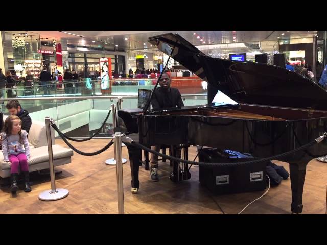 Westfield Stratford Meets Jazz Fusion - Hezron Springer