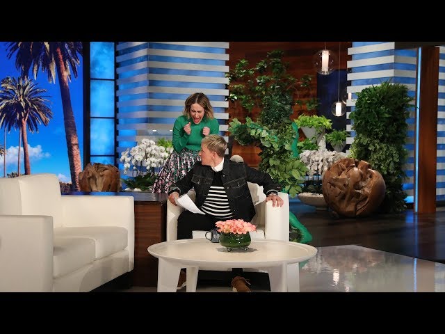 Sarah Paulson Attempts to Get a Scare Revenge on Ellen