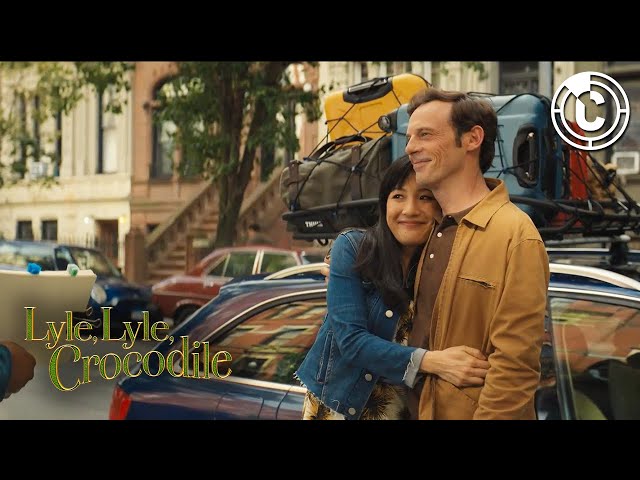 Lyle, Lyle, Crocodile | Moving-In Day | CineClips