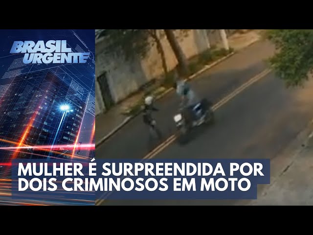 Cidade dos Assaltos: bandidos roubam celular de mulher em SP
