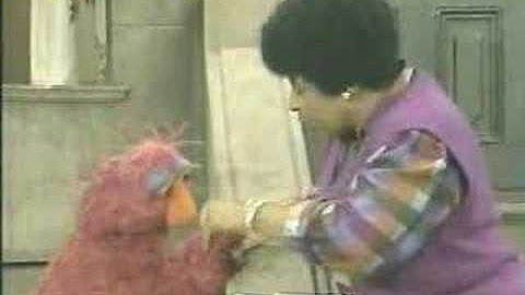 Sesame Street Episode 2228 (Street scenes)