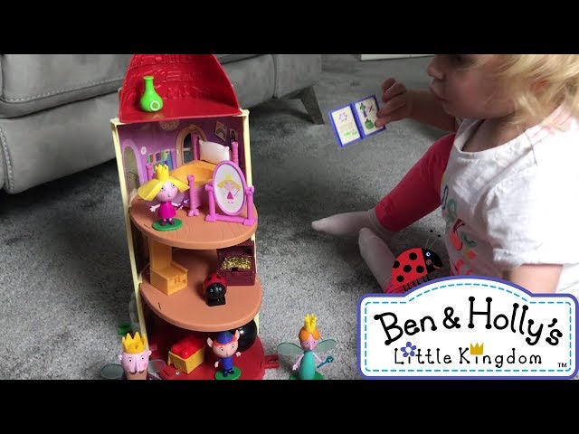 Ben and Holly's Thistle Castle Playset / Princess Holly's Story Time