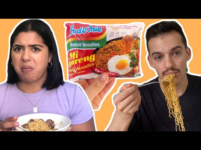Aussies Try Each Other's Mi Goreng