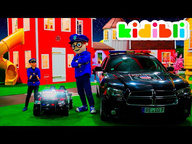 Play policemen and ride on Police cars With Kidibli | Kids Pretend to Play | Animaj Kids