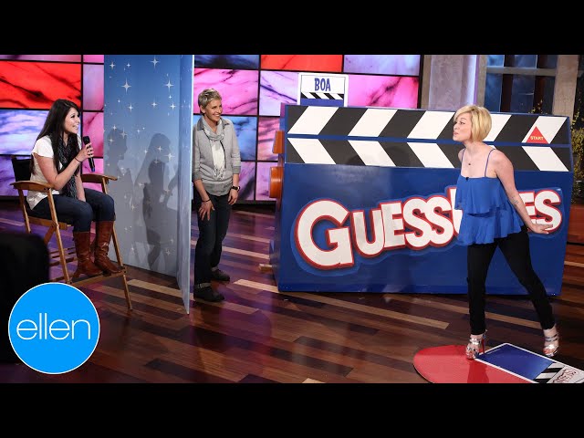 Kelli Pickler Plays Guesstures