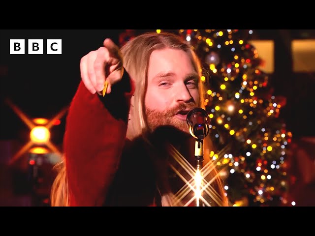 Sam Ryder performs 'You're Christmas to Me' | The One Show - BBC