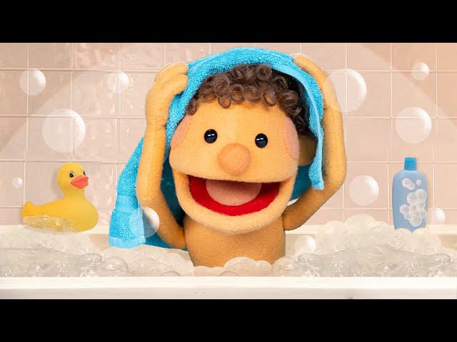The Bath Song | Super Simple Puppets | Kids Songs