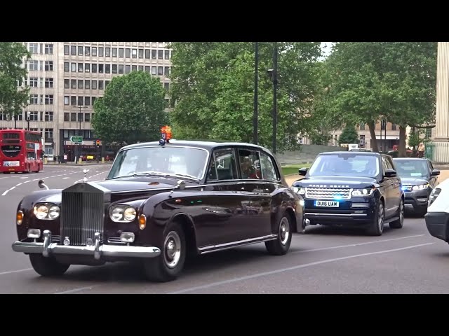 Prince William & Kate arrive at Buckingham Palace 👑