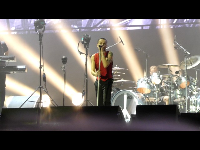 DEPECHE MODE: Never Let Me Down Again (Live in Kiev, July 19, 2017) 4K