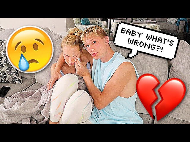 Randomly Crying During A Movie Prank On BOYFRIEND *CUTE REACTION*