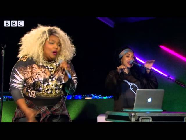 Lizzo - Bus Passes and Happy Meals at Reading 2014