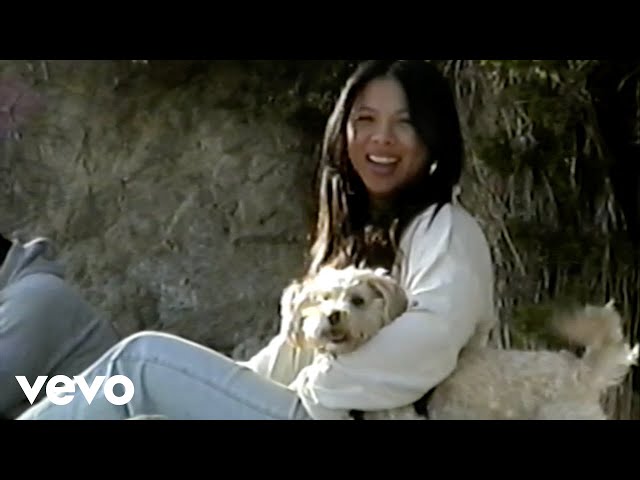 thuy - universe (thuy's video diary)