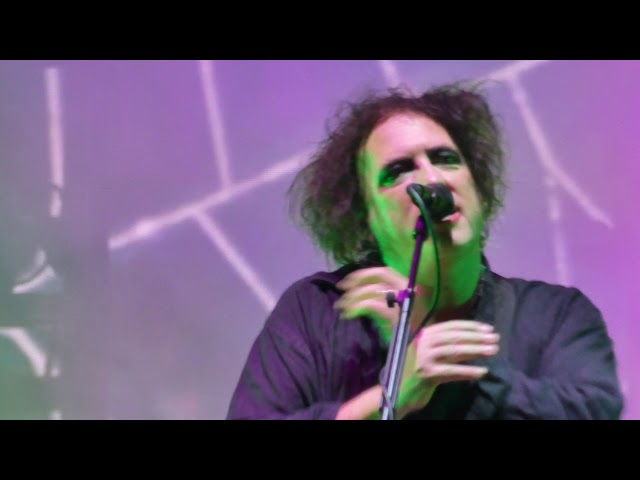 THE CURE: Lullaby (Live in Moscow @ Picnic Afisha festival on August 3, 2019) 4K