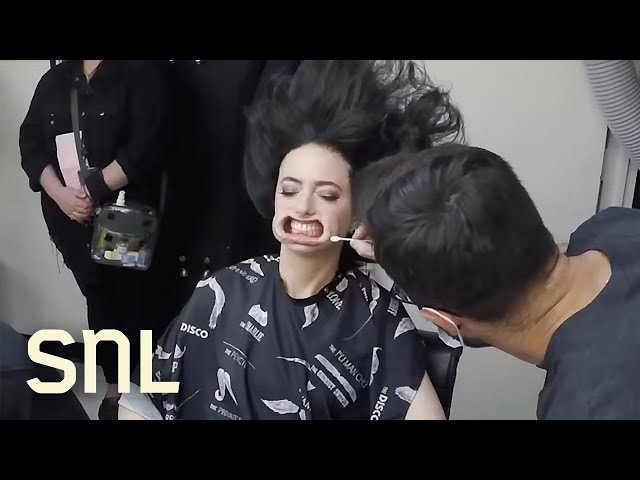 SNL Hair & Makeup Quick Change: Roller Coaster Accident