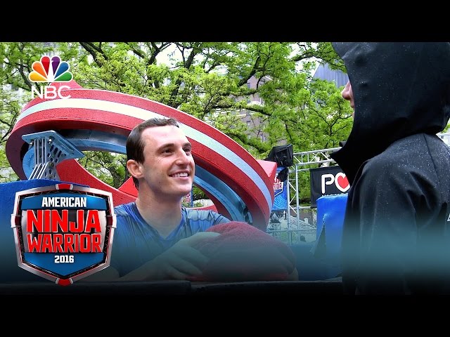 American Ninja Warrior - Crashing the Course: Indianapolis (Digital Exclusive)