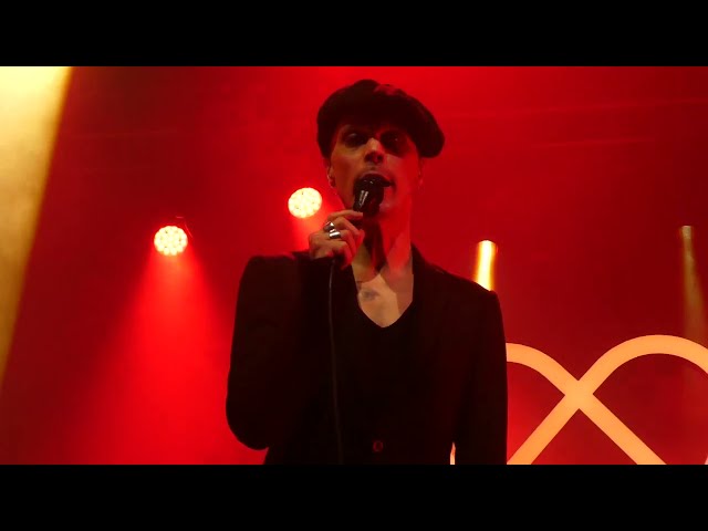 Ville Valo - Right Here In My Arms (HIM Song) Live in Houston, Texas