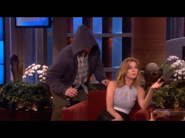 Emily VanCamp Gets Scared!