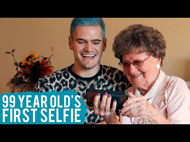 99 Year Old Grandma Takes Her First Selfie *amazing*