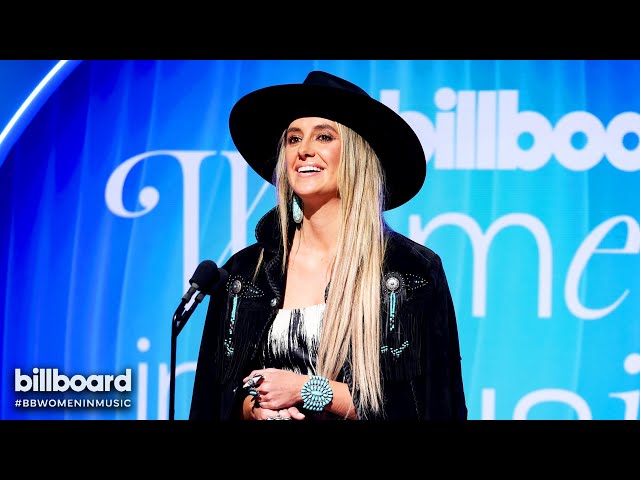 Lainey Wilson Presents Group Of The Year to NewJeans | Billboard Women In Music 2024