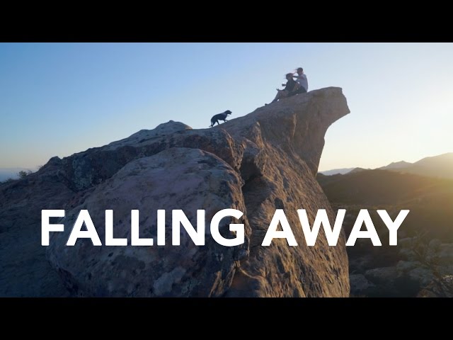 Seven Lions - Falling Away (Lyric Video)
